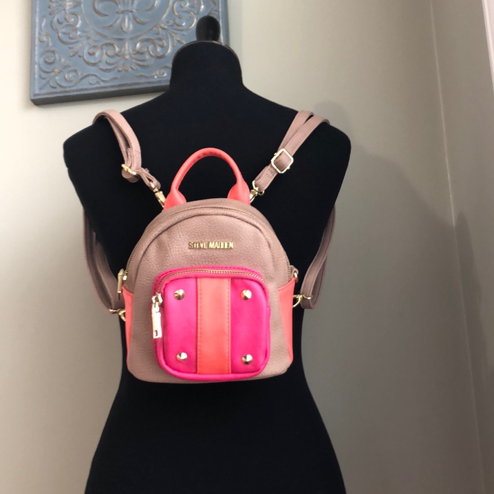 Steve Madden mini back pack